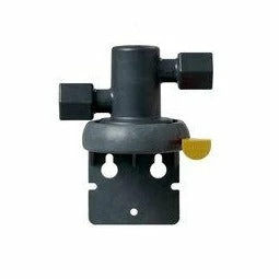 3M™ Head/Bracket Assembly, 1/2" FNPT, Model NH3 Water Filtration 1 3M™ Head/Bracket Assembly, 1/2" FNPT, Model NH3 Water Filtration